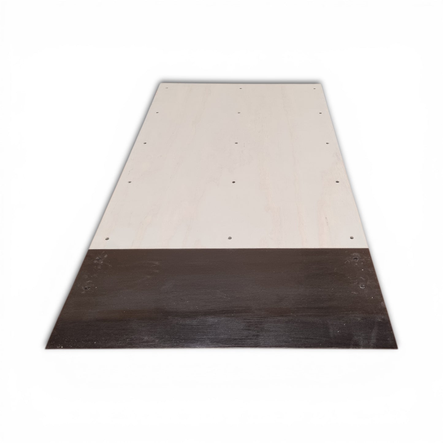 Kicker de madera vista de frente