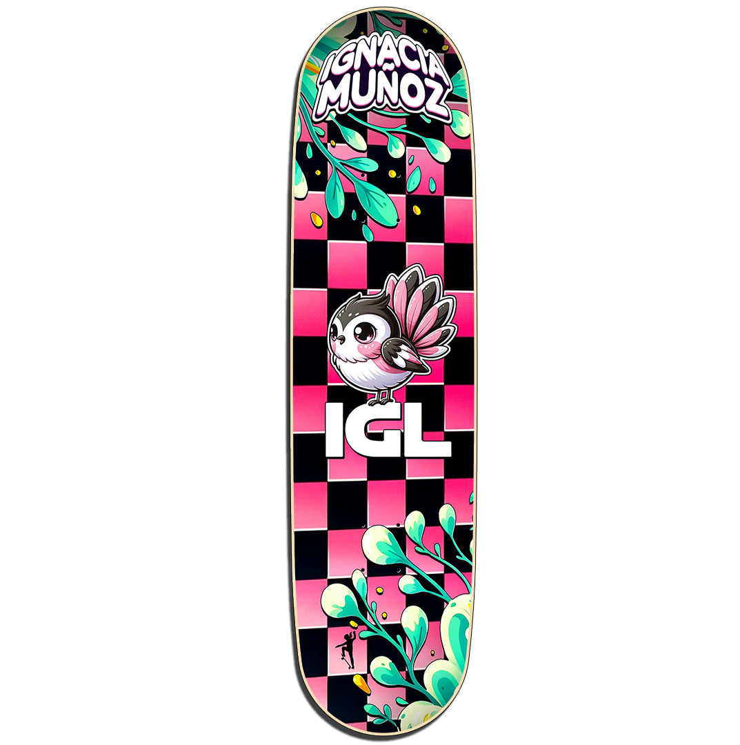 Tabla de skate fondo negro con rosado marca igl de skater ignacia muñoz