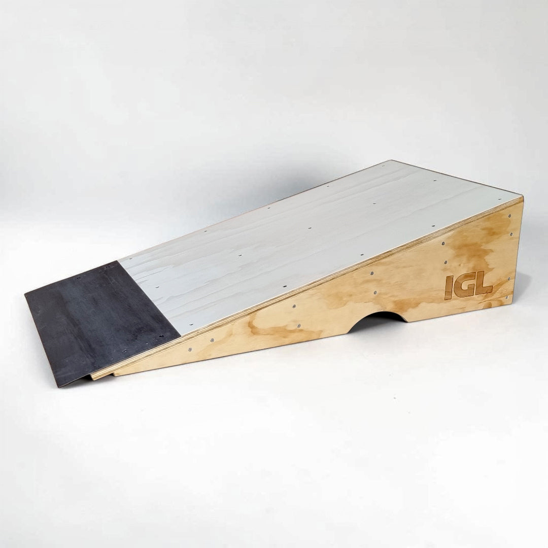Skatepark modulo de madera para practicar maniobras